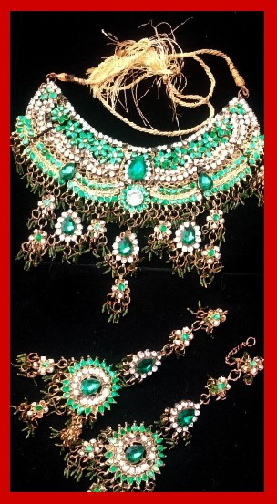 Imitation Jewellery no 05 light green white & golden zarkoon necklace with ear rings