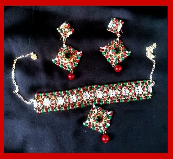 Imitation Jewellery no 14 Red white & green  zarkoon choker necklace with earrings