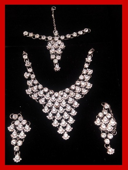 Imitation Jewellery no 22 silver & white zarkoon antique necklace with earrings and bindiya