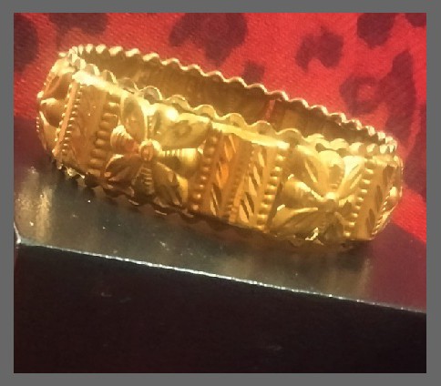 Imitation Jewellery no 60 golden flower design kara