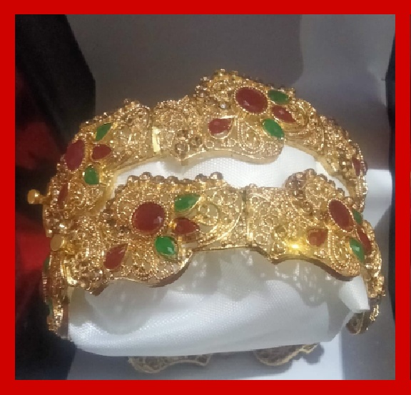 Imitation Jewellery no 61 golden net design karay with red & green zarkoon