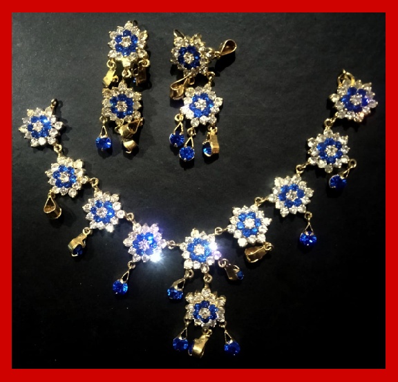 Imitation Jewellery no 45 golden white & royal blue zarkoon collar necklace with earrings