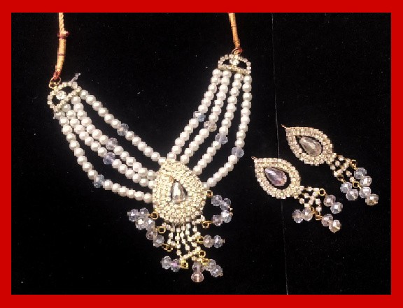 Imitation Jewellery no 57 with & grey crystal and white zarkoon necklace with earrings